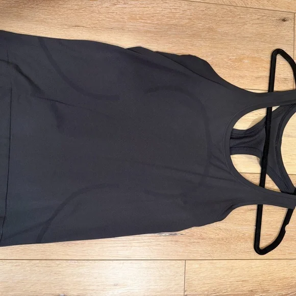 Lululemon swiftly-tech racer back - Picture 2 of 4